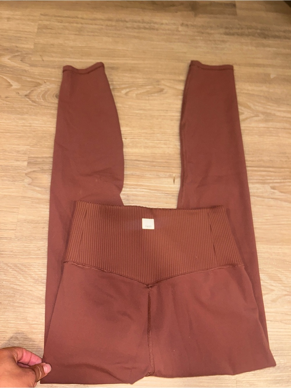 Vuori Ribbed High-Waist Leggings in Terracotta - Picture 4 of 4